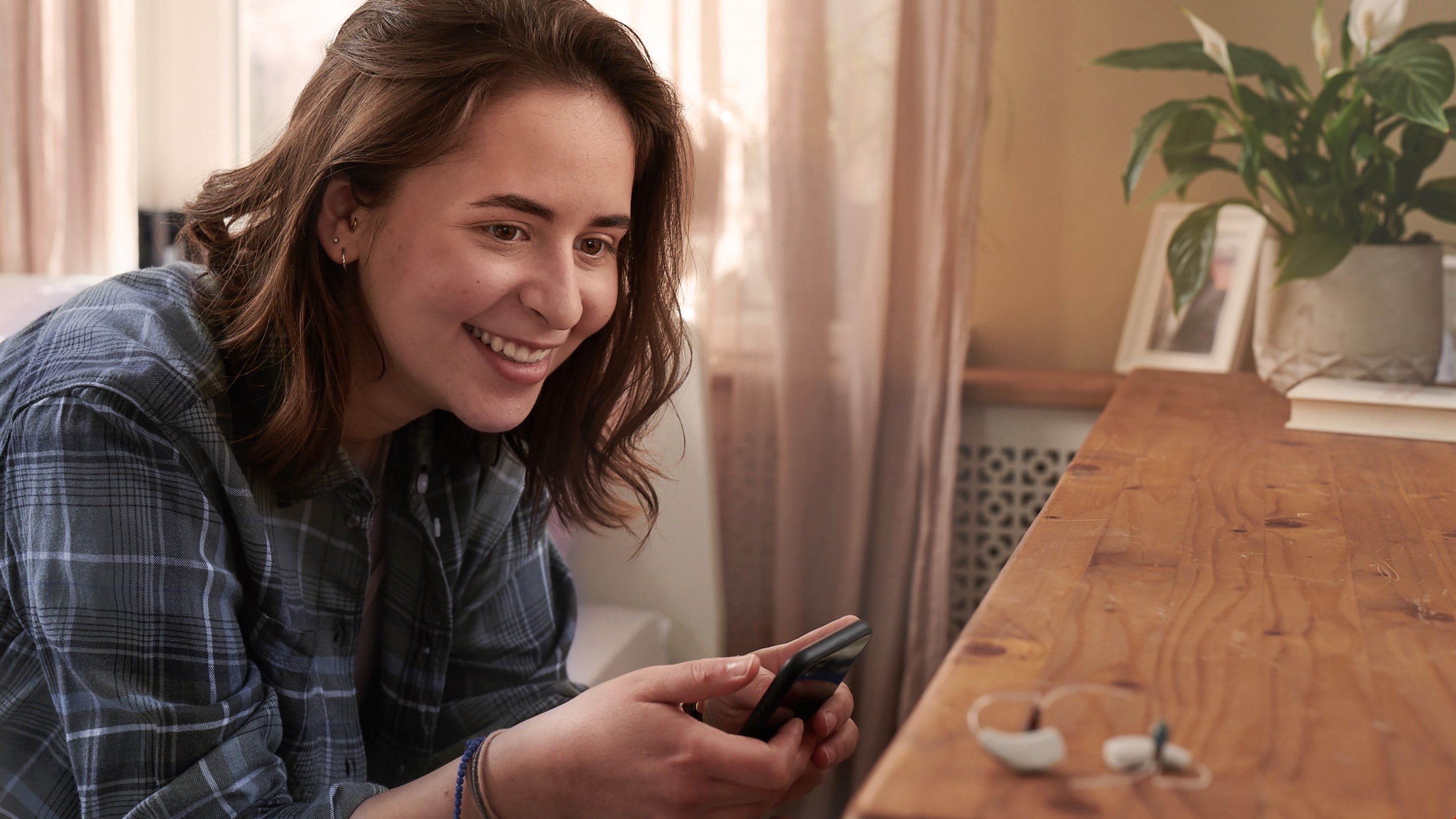 Smart Hearing The hearing aids of the future are networked KIND